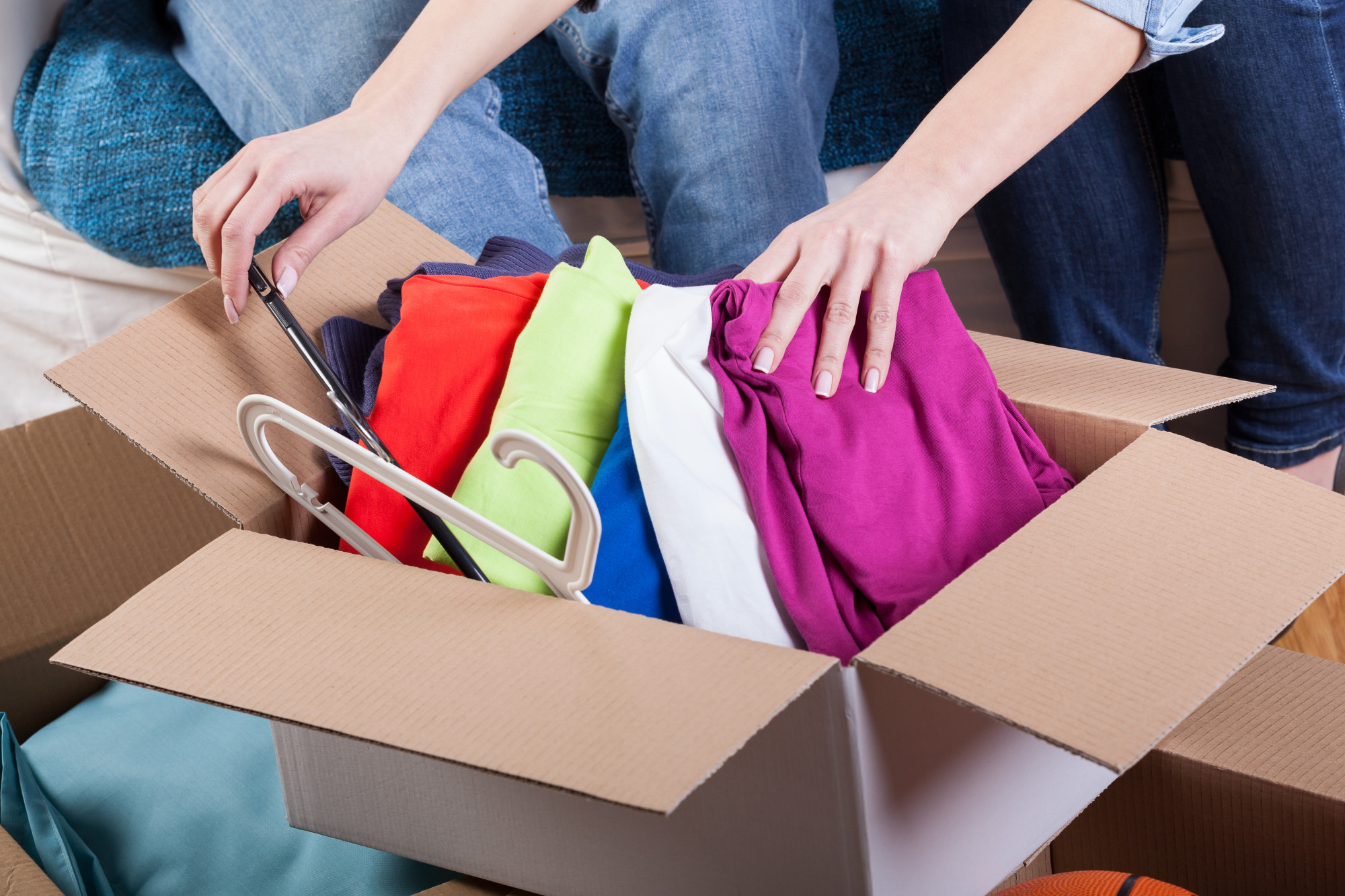 Packing Clothes for a Move? 3 Tips To Know 1 Van 1 Man®